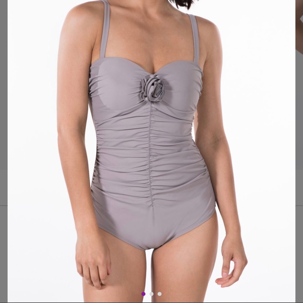 Swimming suit